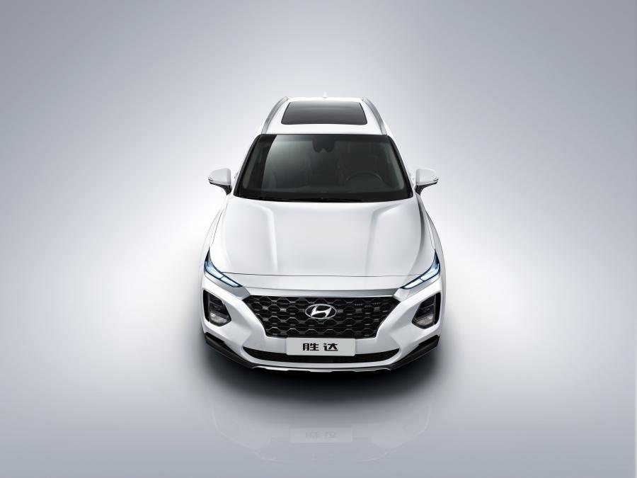  Hyundai Santa Fe (TM) 2019 года  (CN) (фото 3 из 20)